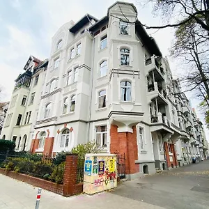 List 2 Bedroom Away From , Hannover Deutschland