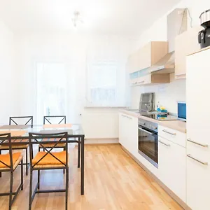 Apartment Private With Direct Subway Entrance, Fürth